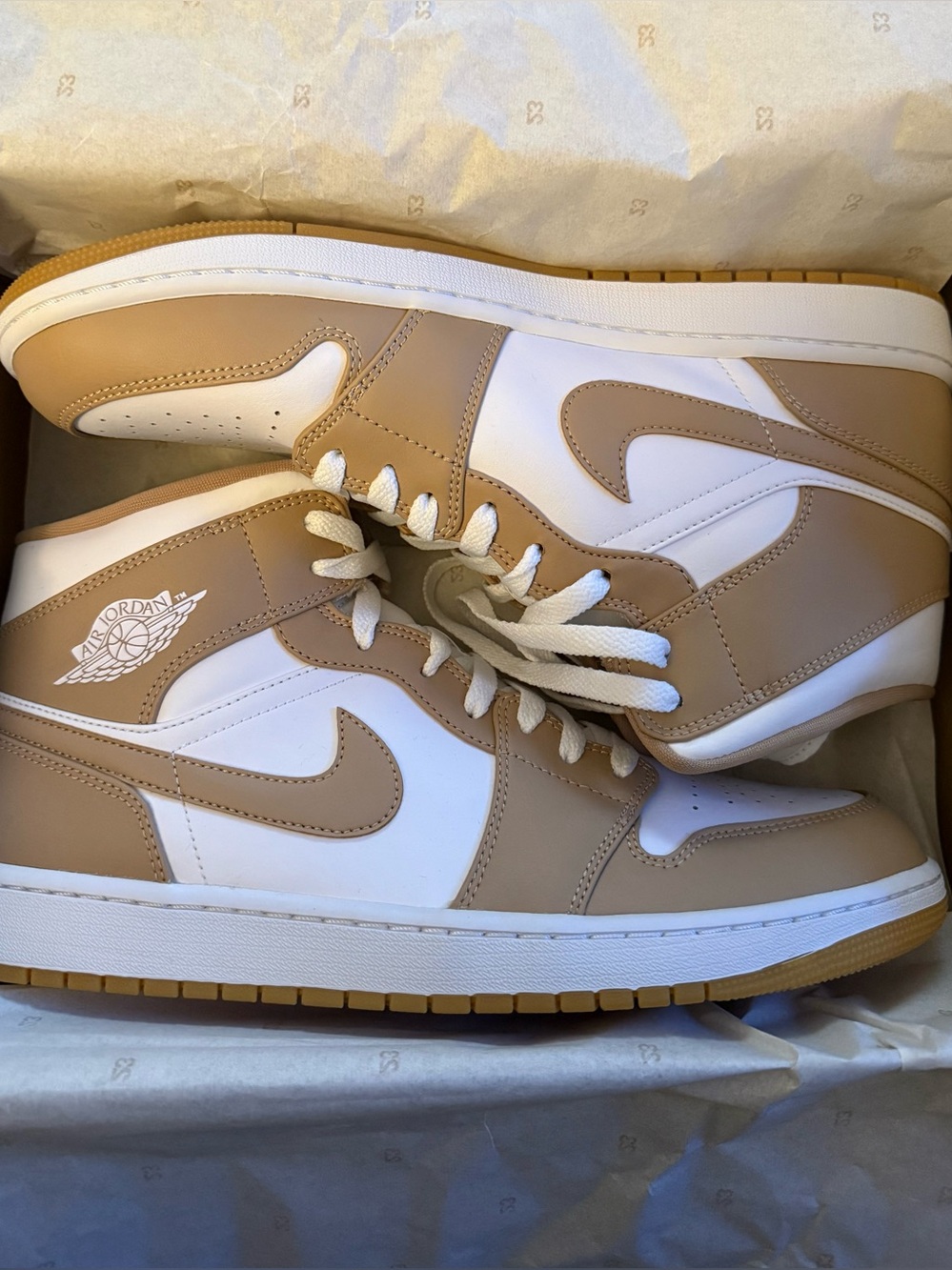 Jordan 1 Mid• in Hemp, White, Gum Yellow